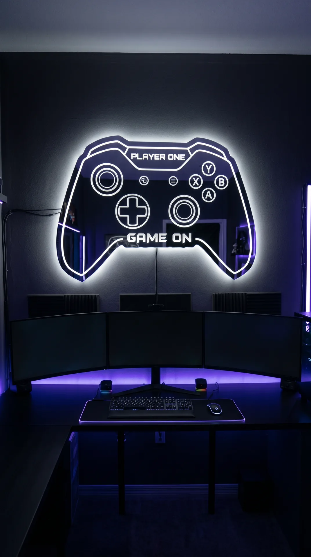 LED zrkadlový obraz s herným ovládačom nad herným stolom s fialovým podsvietením